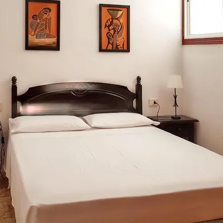 Santiago Terrace: Beachside With Wi-fi Apartment